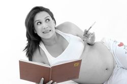 Zwanger als zzp’er? Vraag een uitkering aan